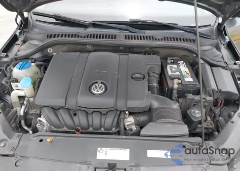 2013 Volkswagen Jetta 2.5L Se z USA, uszkodzony, nr VIN 3VWDP7AJ7DM366924